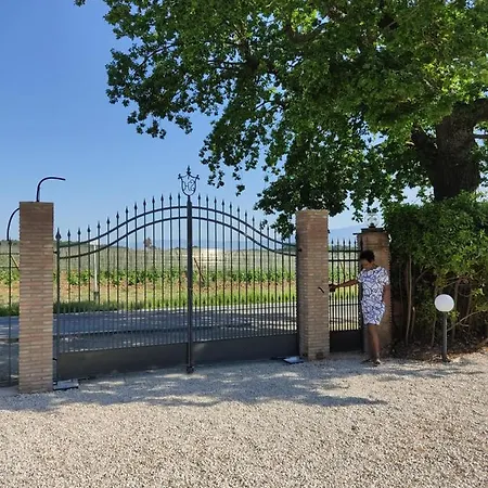Delle Querce Villa *